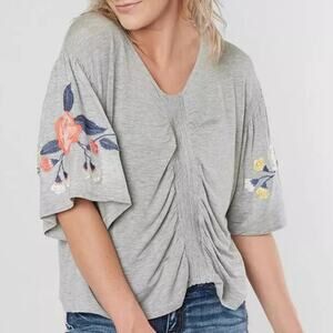 Cowgirl Legend Ruched Boho Embroidered Gray Bell Sleeve Top size Large